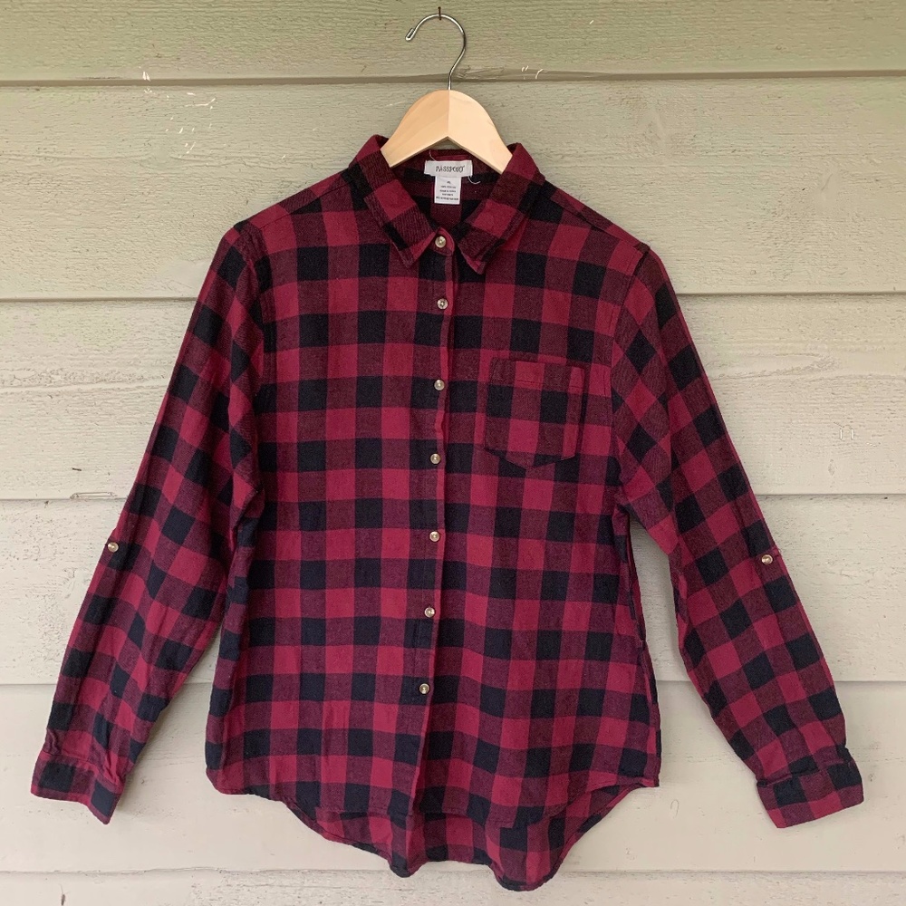 Red Plaid Flannel Button up -Womens XL